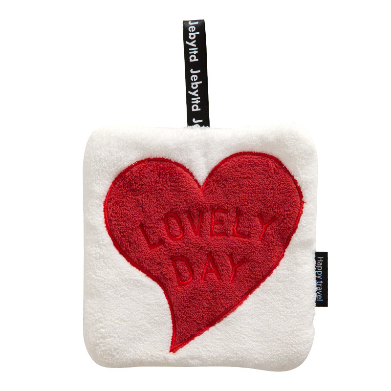 Rankšluosčių kabinimas virtuvėje, sutirštintas, sugeriantis, greitai džiūstantis rankšluostis, animacinis mielas meilės audinys, skalbimas rankšluosčiu