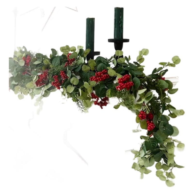 Διασυνοριακή τεχνητή προσομοίωση μπαστούνι πεύκο κυπαρίσσι κόκκινα φρούτα διακόσμηση πράσινο φυτό αμπέλου διακόσμηση σπιτιού διακόσμηση διακοπών προσομοίωση μπαστούνι