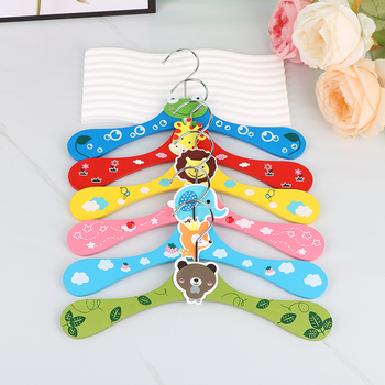 Nauja sandėlyje medinė vaikiška animacinių filmukų pakaba mažo gyvūno formos vaikiška drabužių pakaba kūrybinga medinė džiovyklė didmeninė prekyba