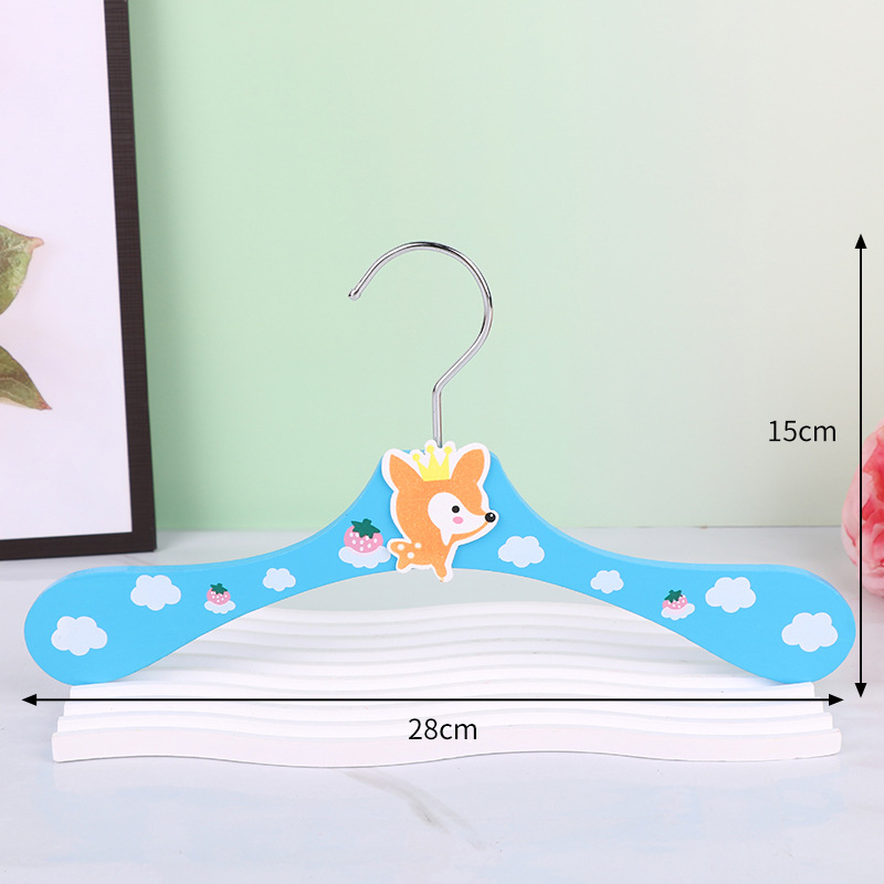 Nauja sandėlyje medinė vaikiška animacinių filmukų pakaba mažo gyvūno formos vaikiška drabužių pakaba kūrybinga medinė džiovyklė didmeninė prekyba