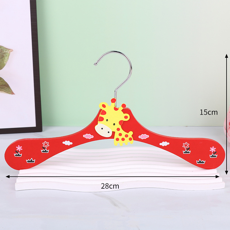 Nauja sandėlyje medinė vaikiška animacinių filmukų pakaba mažo gyvūno formos vaikiška drabužių pakaba kūrybinga medinė džiovyklė didmeninė prekyba