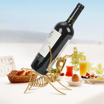 2024 m. raudonojo vyno stovo papuošalai, buitiniai kaltiniai geležiniai skruzdėlės formos dekoratyviniai amatai, vyno stovas, pasviręs, stilius