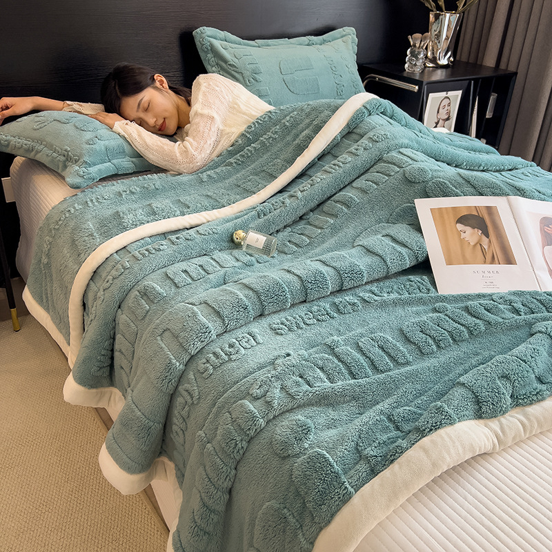 Patogi medvilninė aksominė antklodė, sutirštinta koralų spalvos aksominė žieminė snaudulių antklodė, biuro oro kondicionieriaus užvalkalas, pieno spalvos aksominė antklodė, sofos antklodė