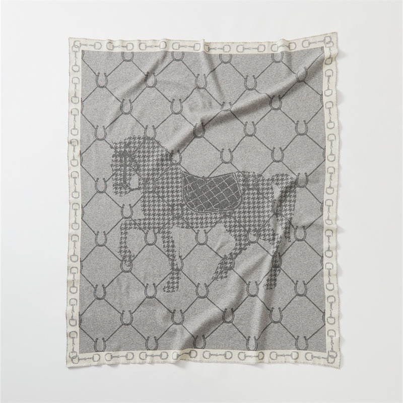 Naujas Šiaurės šalių vintažinis jojimo stiliaus megztas pledas, svetainės sofos pledas, biuro snukučio pledas, Hoffson