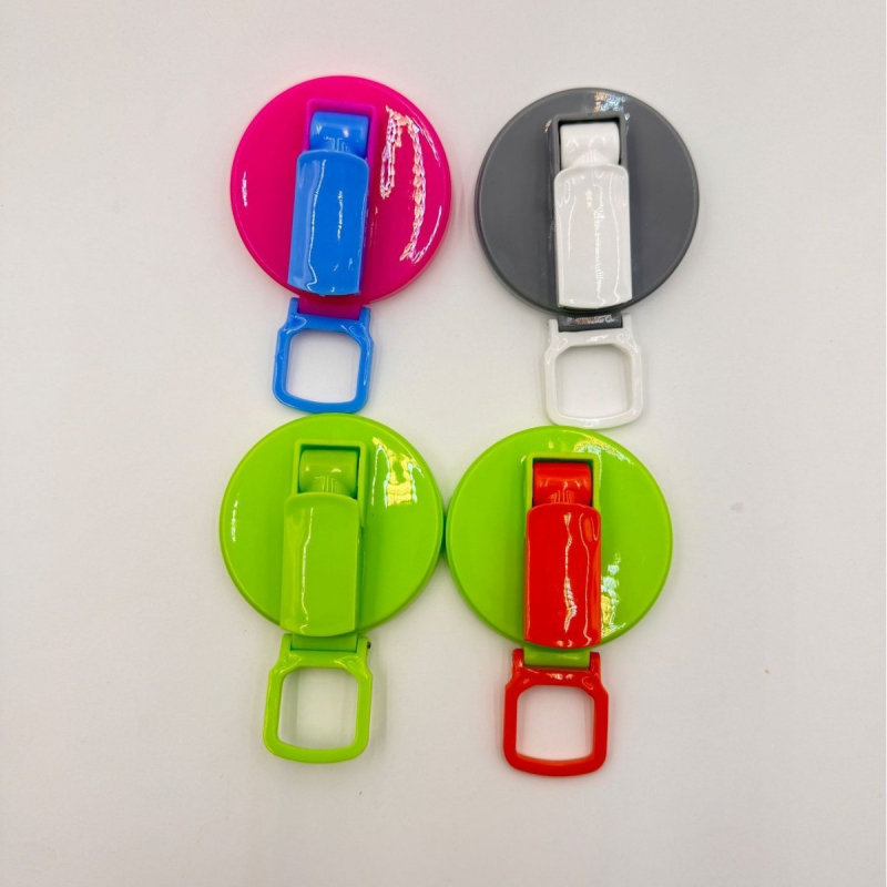 Новата сламка за кутия за кола на Amazon, преносима кутия, капак за чаша с хранителен клас, силикон против протичане и комари