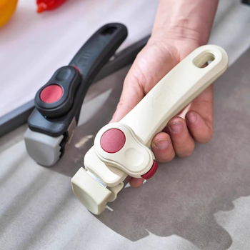 Nuimama rankena nuo nudegimų. Neutrali puodo rankena puodams, dubenims ir kt.