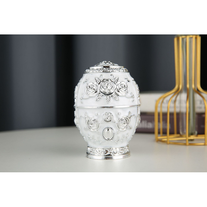 Piiriülene plahvatusohtlik valgus luksuslik Põhjala loominguline kodukaunistamine kaetud hambatikukarbi purgid majapidamistarvete lameda põhjaga munakujuline hambatikk