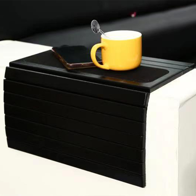 Bambusest elutoa diivani käetoega laud, kokkupandav diivanialus, puidust punase veini tass, tass-matt, suupistealus