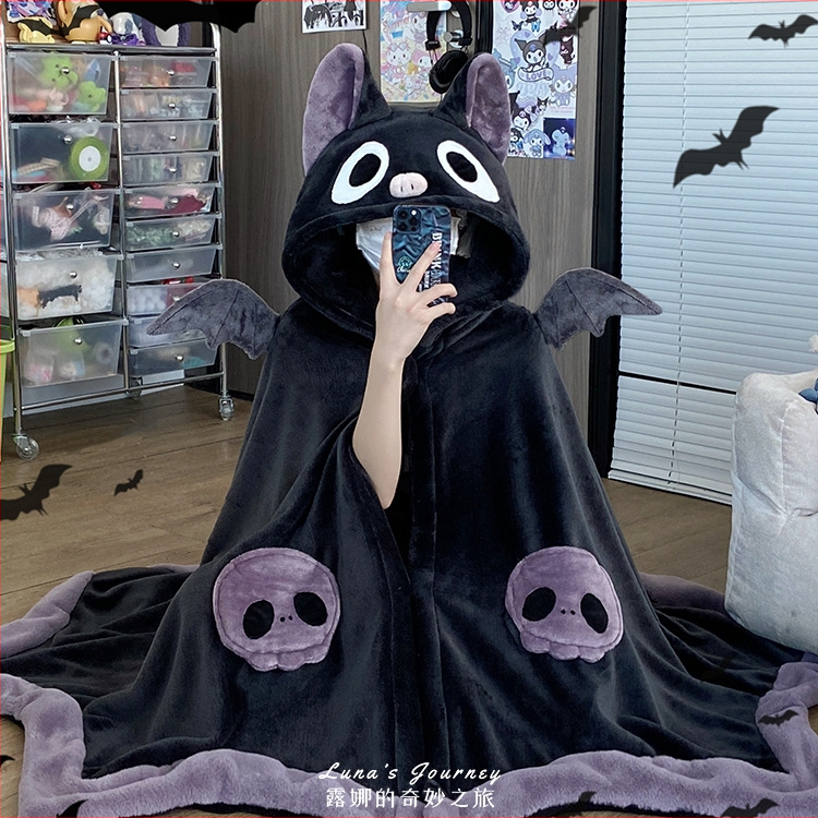 Luna Wonderful Journey Little Bat Air Conditioning Blanket Coral Fleece Obed Pyžamo Shawl Cape Hooded Night Shirt Cute