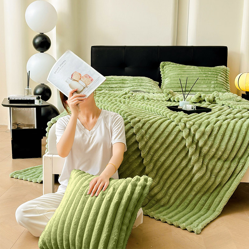 Трансгранично раирано одеяло, зимно двустранно одеяло с плюшено зайче, офис одеяло за дрямка, одеяло за климатик, одеяло за диван, чаршаф за легло