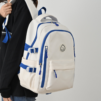 Vaba aja seljakott üliõpilase koolikott keskmise suurusega lihtne moodne õues reisimiseks mõeldud reisikott pendeldamise hoiukott