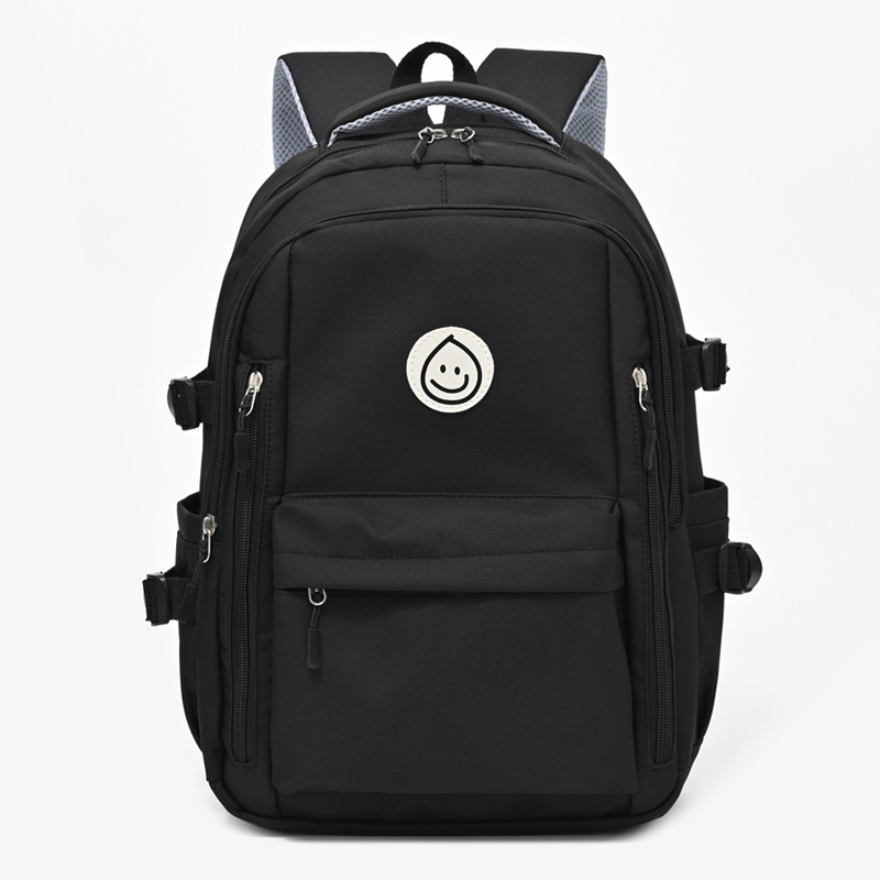 Vaba aja seljakott üliõpilase koolikott keskmise suurusega lihtne moodne õues reisimiseks mõeldud reisikott pendeldamise hoiukott