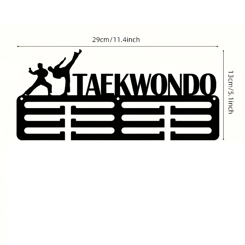 Stilingas akrilinis tekvondo medalių stovas su tarpslankiojančia apdaila – lengvai montuojamas, nereikia gręžti