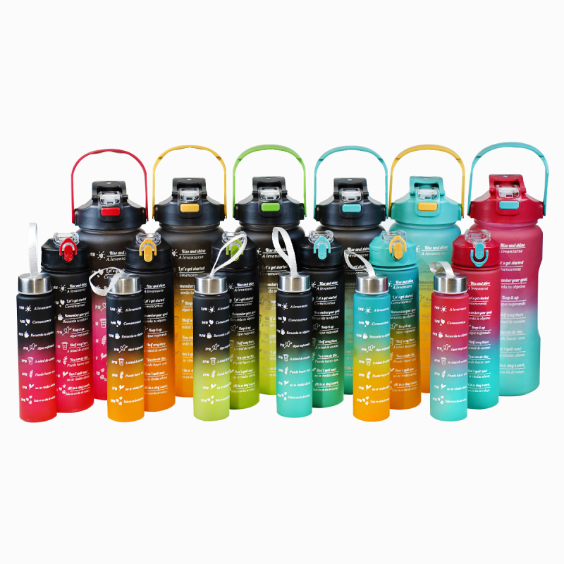 Trys puodelių rinkiniai, didelės talpos vandens puodelis su šiaudeliu, gradiento matinio sportinio plastiko vandens butelis, vandens buteliai