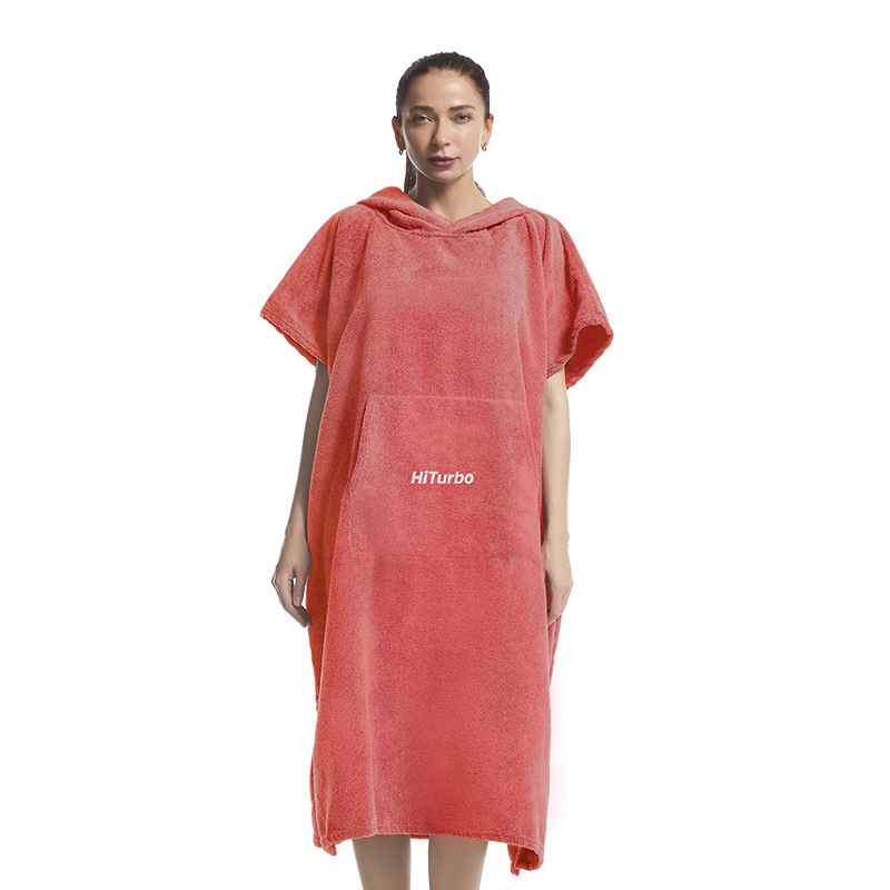 „Hiturbo“ greitai džiūstantis persirengimo apsiaustas, paplūdimio chalatas, nardymas, banglenčių sportas, šiltas apsiaustas, sugeriantis vandenį, greitai džiūstantis, atsparus vėjui ir saulei.