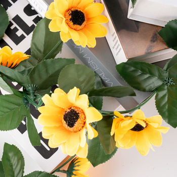 Floarea-soarelui din ratan, floarea-soarelui, viță de vie, flori artificiale, uz casnic, țevi de înfășurare, decorare, viță de vie, flori false