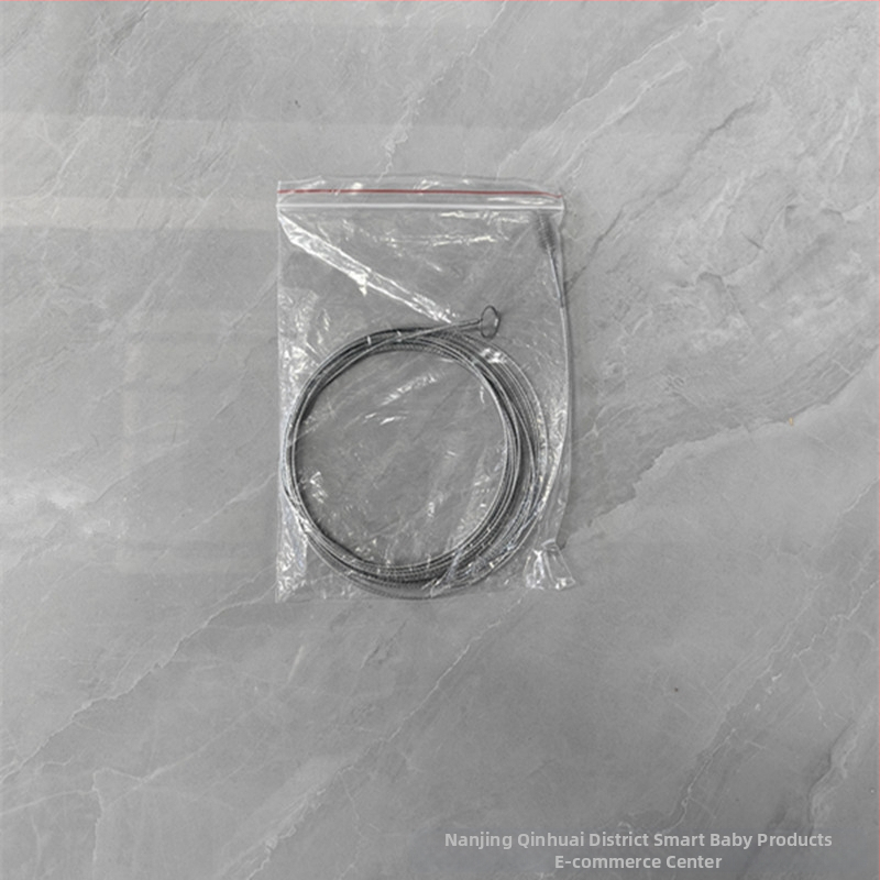 Šaldytuvo žemsiurbės išleidimo angos žemsiurbė, apsauganti nuo užsikimšimo apledėjusio vandens valymo išleidimo angos įrankis, šaldytuvo žemsiurbė