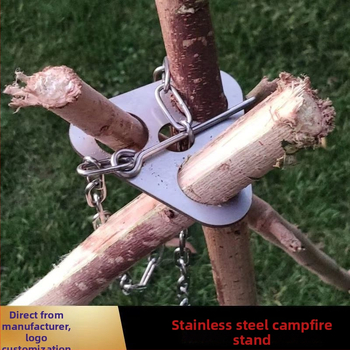 Välistingimustes lõkkeaseme rippuv pott piknikutulealus roostevabast terasest kaasaskantav kokkupandav statiiv