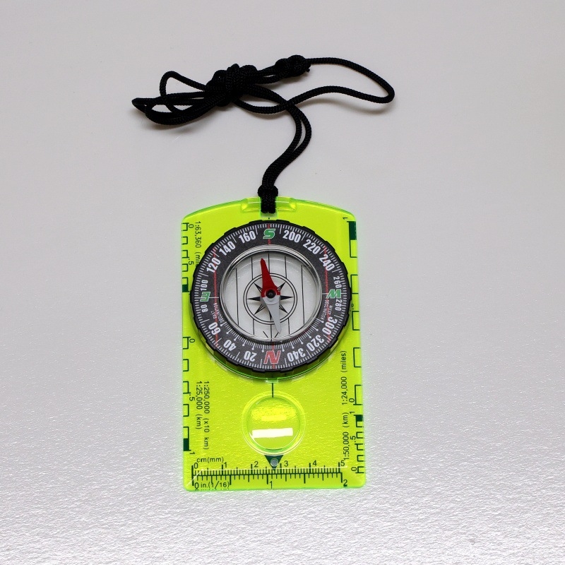 Tehase otsetarne DC361 välistingimustes kasutatava kompassi skaala põhjanõelaga kaardistuskompass välistingimustes kasutatava telkimiskaardi joonlaud