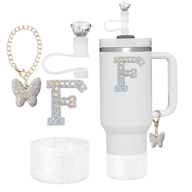 Amazon Vânzare Fierbinte Diamant Paie Praf Capac Stralucitor Diamant Fluture Breloc Pandantiv Silicon Cup Set Alfabet Autocolant