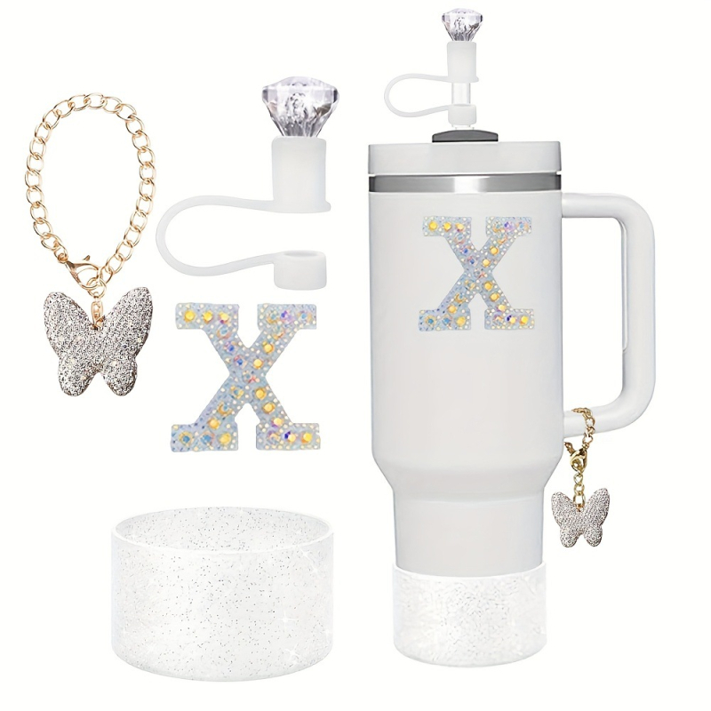 Amazon Vânzare Fierbinte Diamant Paie Praf Capac Stralucitor Diamant Fluture Breloc Pandantiv Silicon Cup Set Alfabet Autocolant