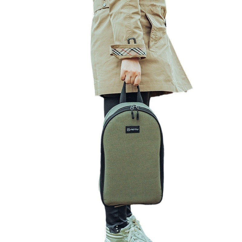 Välistingimustes kasutatavate söögiriistade ja köögitarvete komplekt, telkimisvarustus, kaasaskantav hoiukott, köögitarbed, lauanõud, pikniku- ja telkimiskott, tühi kott