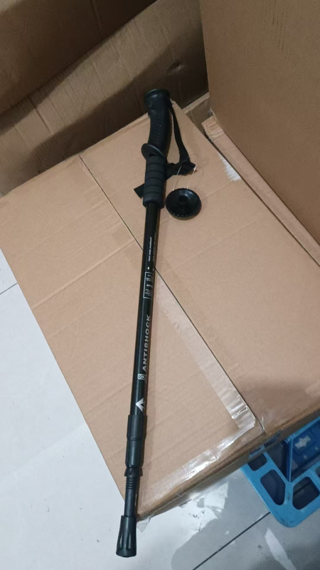 Lauko kelionių žygio lazdos, sulankstomos žygio lazdos, didmeninė prekyba aliuminio lydinio ištraukiamais trijų dalių ramentais, gamintojais