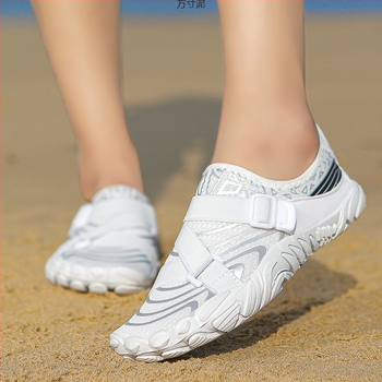 Νέα παπούτσια ταχείας ξήρανσης για άνδρες, παπούτσια για υπαίθριες δραστηριότητες σε ποτάμι, γυναικεία παπούτσια κολύμβησης και κολύμβησης με αναπνευστήρα στην παραλία, παιδικά παπούτσια γυμναστικής, χονδρική πώληση εσωτερικού χώρου