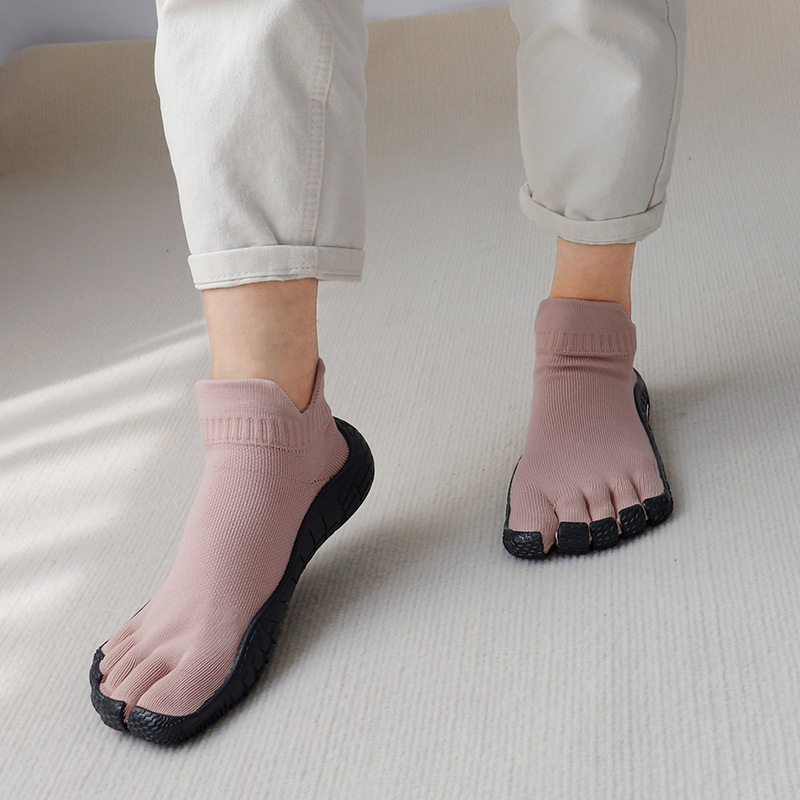 „Goren Shark“ fitneso bateliai namams, jogos bateliai, minkštas padas, lengvi, neslystantys bateliai namams, moteriški šokių treniruočių bateliai.