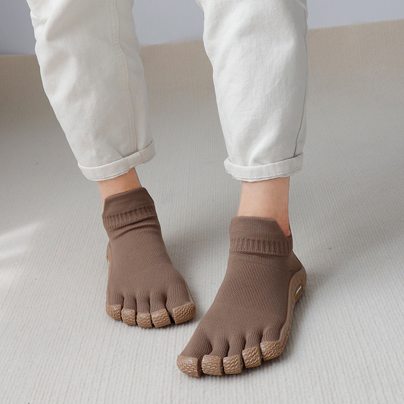 „Goren Shark“ fitneso bateliai namams, jogos bateliai, minkštas padas, lengvi, neslystantys bateliai namams, moteriški šokių treniruočių bateliai.