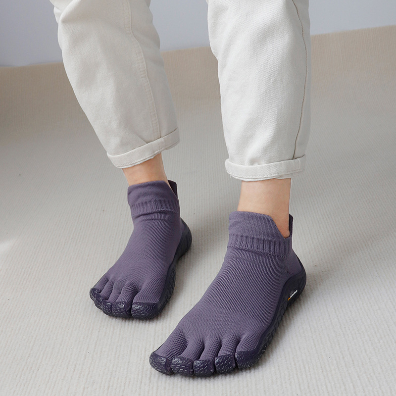 „Goren Shark“ fitneso bateliai namams, jogos bateliai, minkštas padas, lengvi, neslystantys bateliai namams, moteriški šokių treniruočių bateliai.