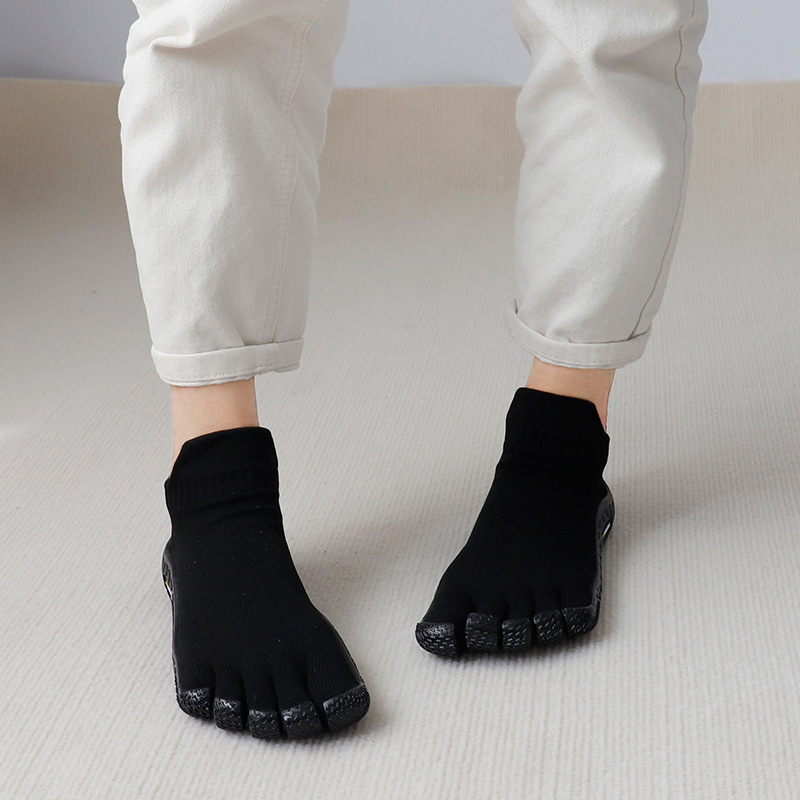 „Goren Shark“ fitneso bateliai namams, jogos bateliai, minkštas padas, lengvi, neslystantys bateliai namams, moteriški šokių treniruočių bateliai.