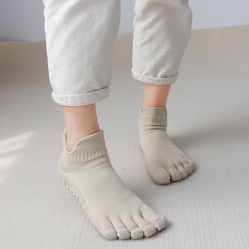 „Goren Shark“ fitneso bateliai namams, jogos bateliai, minkštas padas, lengvi, neslystantys bateliai namams, moteriški šokių treniruočių bateliai.