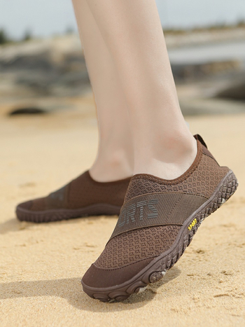 Uued jälgimiskingad paaridele, välistingimustes kasutatavad rannakingad, meeste ja naiste libisemiskindlad ujumiskingad, siseruumides kasutatavad fitness-ratsutamiskingad, viie sõrmega kingad