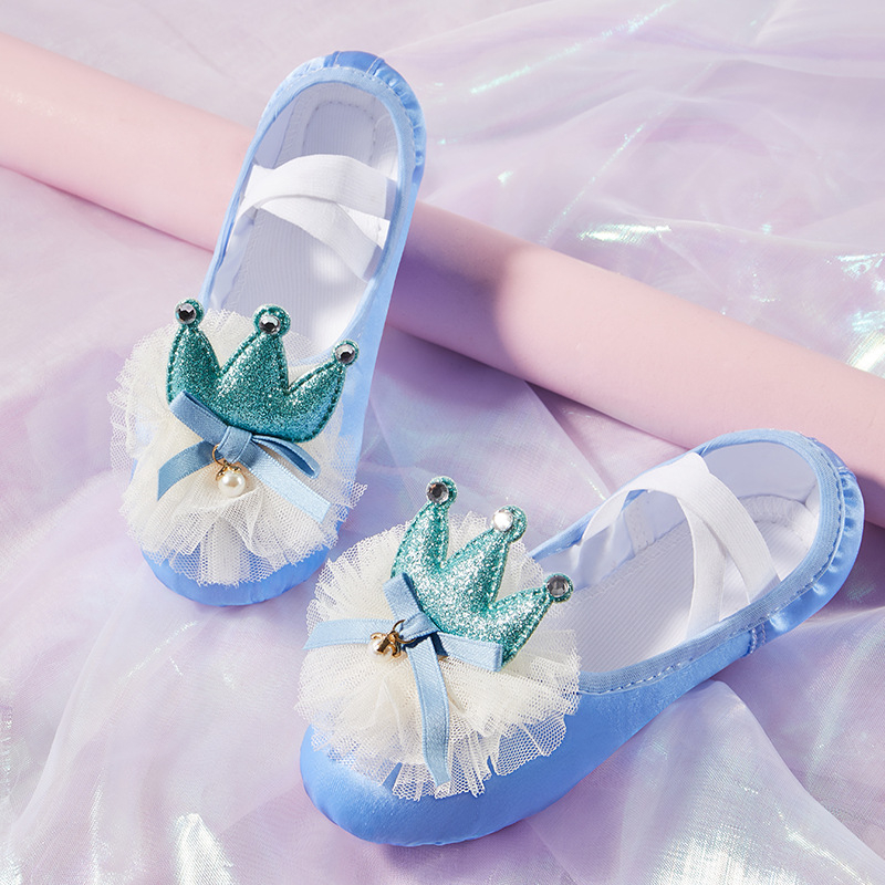 Šokių bateliai vaikiški moteriški baleto trimačiai tinkliniai bateliai su vainiko formos katino nagais, pavasario ir vasaros nauji atlasiniai sportiniai bateliai sandėlyje