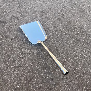 Nerūdijančio plieno sustorintas puodų kastuvas Senovinis ilga rankena Didelis ir mažas ugnies kastuvas Anglies kastuvas Buitinių šiukšlių valymo kastuvas Mūrininko kastuvas Pelenų traukimo kastuvas