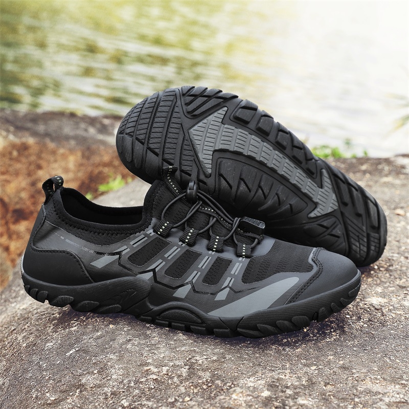 Piiriülesed uued õues kasutatavad kahlamisjalatsid, libisemiskindlad, hingavad, laiad, viimase väljaande mägironimisjalatsid laos, hulgimüük