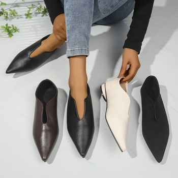 Francia retró alacsony sarkú női cipők 2025 tavaszi és őszi új, hegyes, sekély szájú, kis bőrcipők Joker tejcipő nagykereskedés