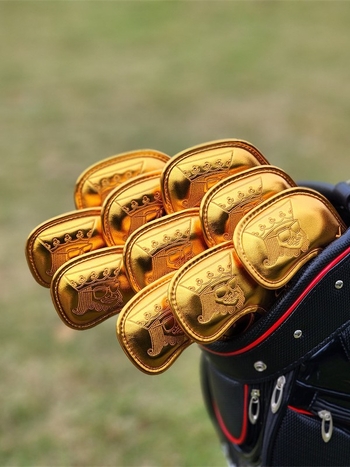 SWAG žaidimo kortų „Golden King“ golfo vežimėlio uždangalas, lazdos uždangalas, laimingas medinis lazdos uždangalas, rutulinės galvutės apsauginis dangtelis