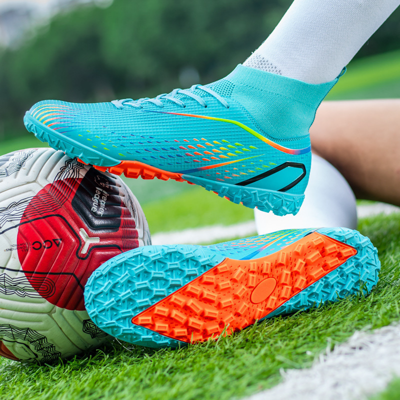 Vairumtirdzniecības pārrobežu ārējās tirdzniecības augstpapēžu futbola apavi ar gariem, nolūzušiem nagiem, Amazon vīriešu un sieviešu futbola apavi zāles studentu treniņu apavi