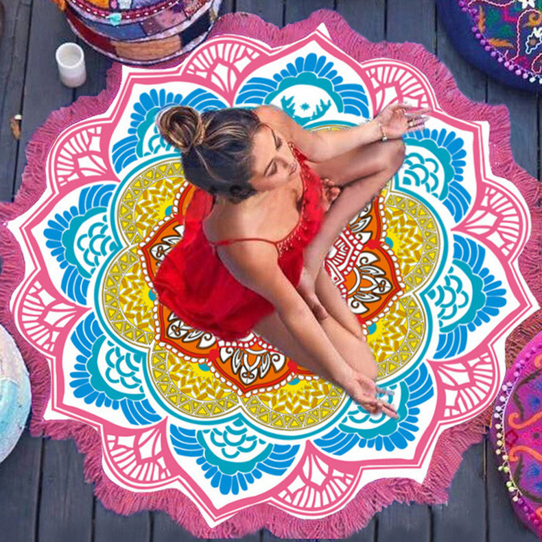 Didmeninė prekyba pomponų paplūdimio rankšluosčiais su kutais, apvaliu jogos kilimėliu, nuo saulės apsaugančiu skara, apvyniojamu sijonu, meditacijos pagalvėle, minkštu rankšluosčiu su raštu, apsauga nuo saulės