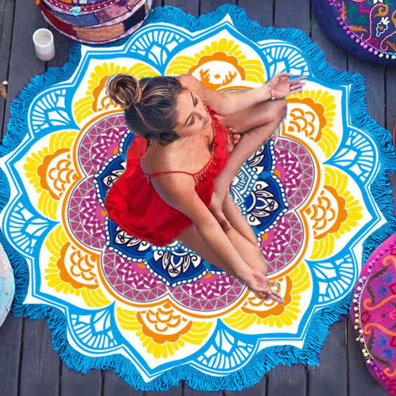 Didmeninė prekyba pomponų paplūdimio rankšluosčiais su kutais, apvaliu jogos kilimėliu, nuo saulės apsaugančiu skara, apvyniojamu sijonu, meditacijos pagalvėle, minkštu rankšluosčiu su raštu, apsauga nuo saulės