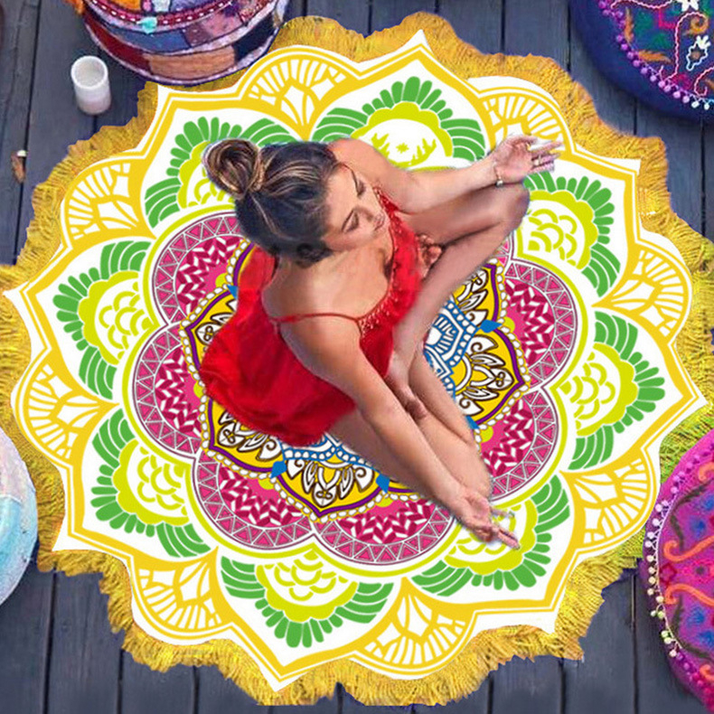 Didmeninė prekyba pomponų paplūdimio rankšluosčiais su kutais, apvaliu jogos kilimėliu, nuo saulės apsaugančiu skara, apvyniojamu sijonu, meditacijos pagalvėle, minkštu rankšluosčiu su raštu, apsauga nuo saulės