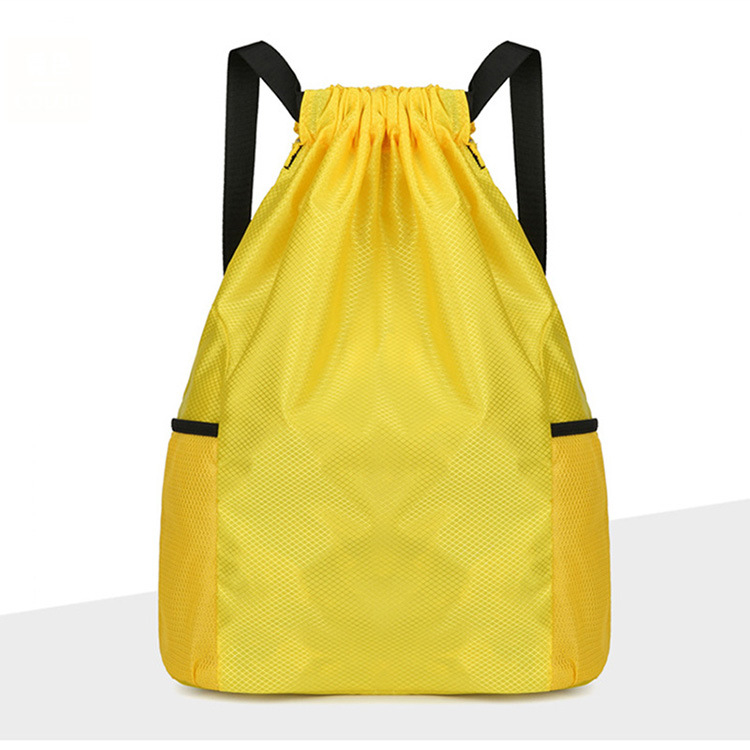 Kimptaskuga seljakott Lihtne reisiseljakott Suure mahutavusega pingutusnööriga jalgpalli-korvpallikott Kohandatud logoga