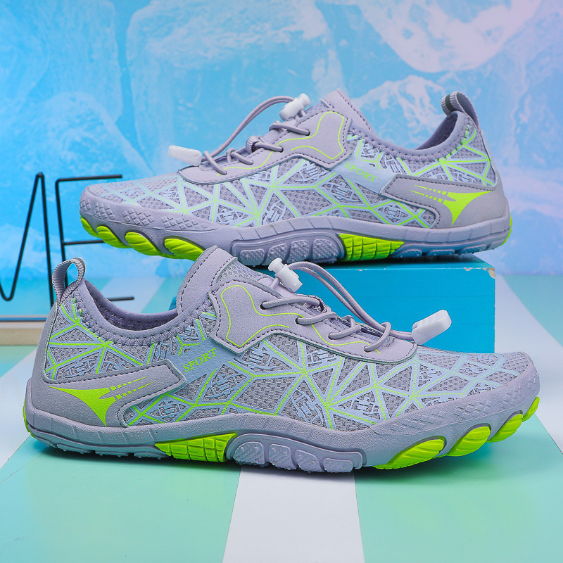 Új, határokon átnyúló nyomkövető cipők, kültéri férfi és női gázlócipők, beltéri páros fitneszcipők, kétéltű búvárcipők