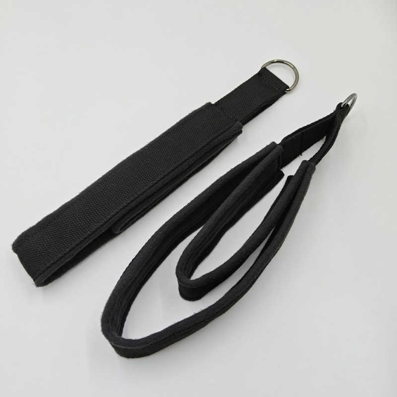 Sandėlyje yra dvipusis žiedas jogai, pilatesui, čiurnos sagčiai, riešo dirželiui, apyrankei, peties dirželiui, aksesuarams, sportui.