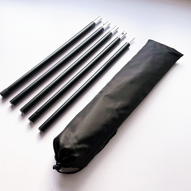 Vastagított alumíniumötvözetből készült tartórúd, 22 mm átmérővel és 1,3 mm vastagságban, tárolótáskával, kifejezetten e-kereskedelemhez tervezve, kempingezéshez nélkülözhetetlen kellék