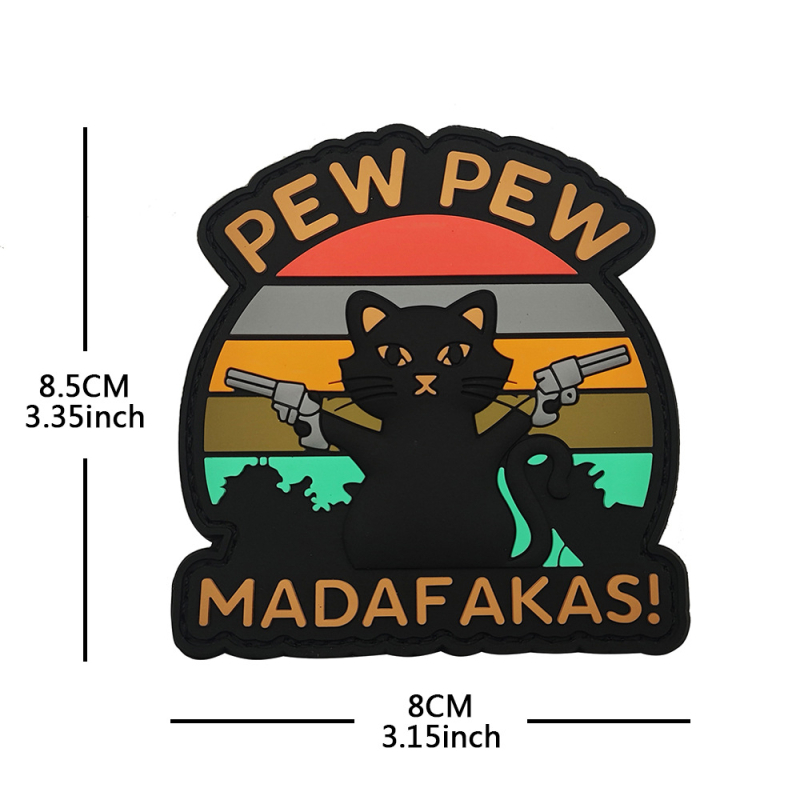 PEW PEW MADAFAKAS Maža juoda katė, audianti kviečių spalvos raištį, lipdukas su „Morale Chapter Embroidered Chapter“ kuprinės lipduku