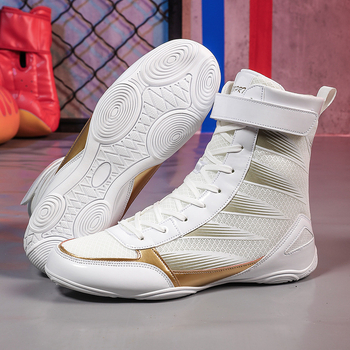 Piiriülesed uued stiilid meeste poksi- ja maadlusjalatsid hingava võrgust takjapaelaga treeningjalatsite võrdluseks, võitlussandaalid, võitlusjalatsid