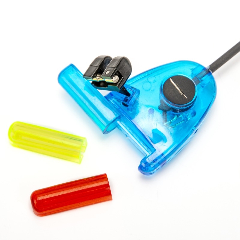 Piiriülene Euroopa karpkala õngevarras, neljavärviline välk, roostevabast terasest pinguti, raamatukogu, kalastusklambri alarmi lisatarvikud